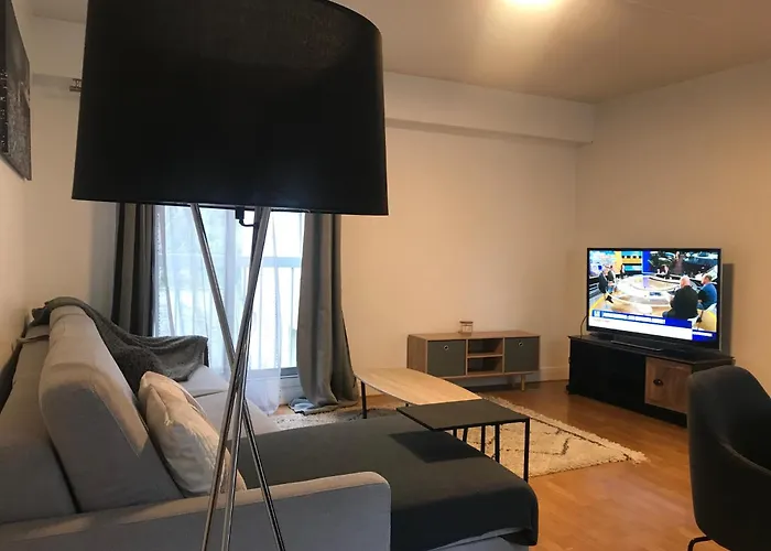 Paris Neuilly-Sur-Seine Appartement Bien Situe